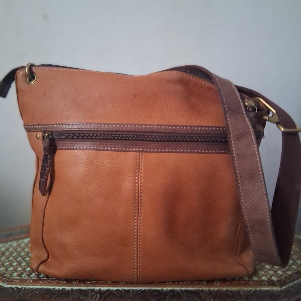 FOSSIL CROSSBODY PURSE - Picture 3 of 5